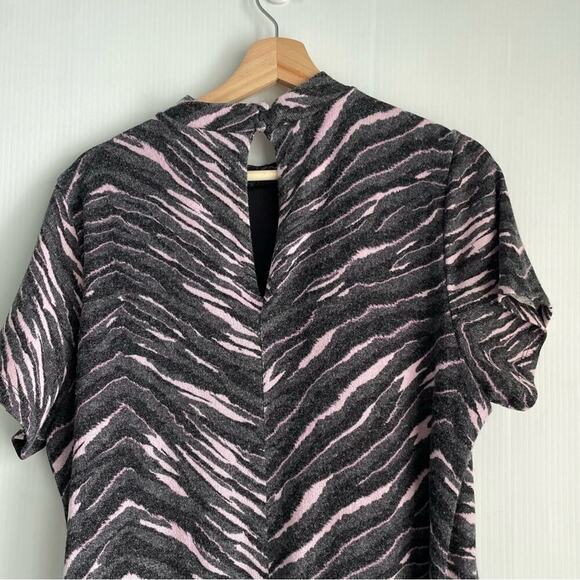 Torrid Dark Grey & Pink Zebra Hacci Mock Neck Trapeze Dress size 2 (2X- 18/20) - Picture 8 of 11
